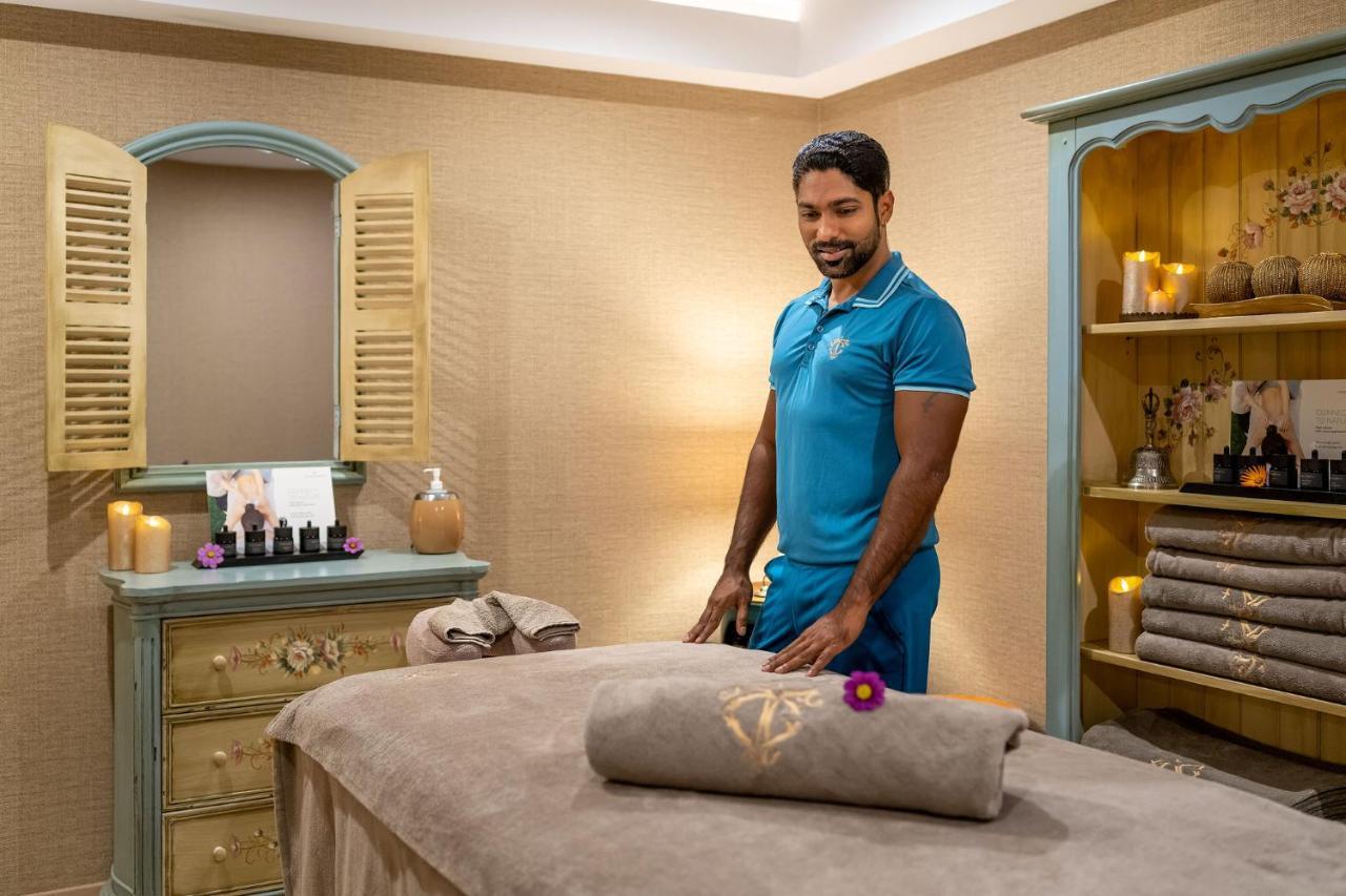 Casa Timis - Wellness & Spa Resort Chitorani Eksteriør billede Ayurvedic massage